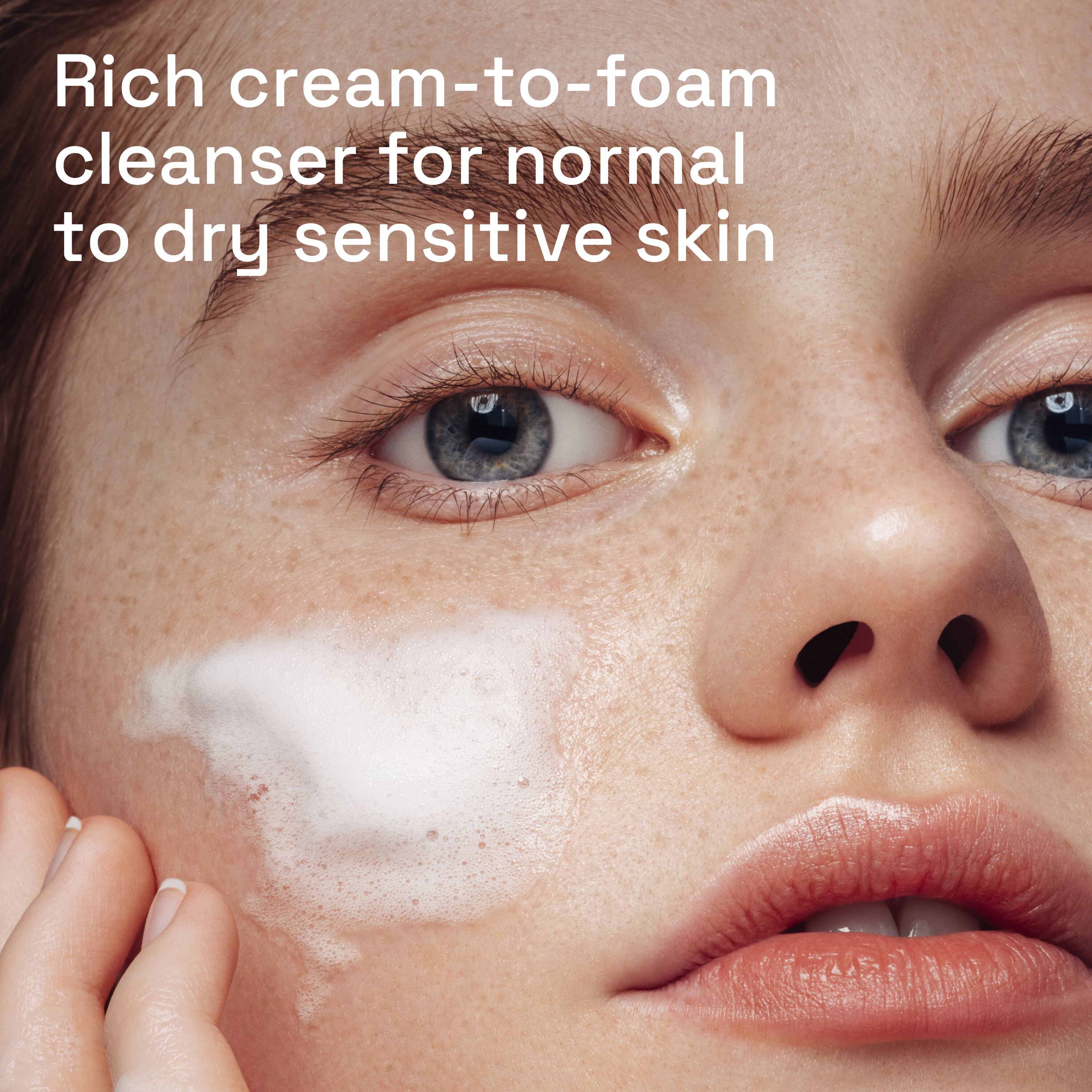 Hydrating Foaming Cream Cleanser