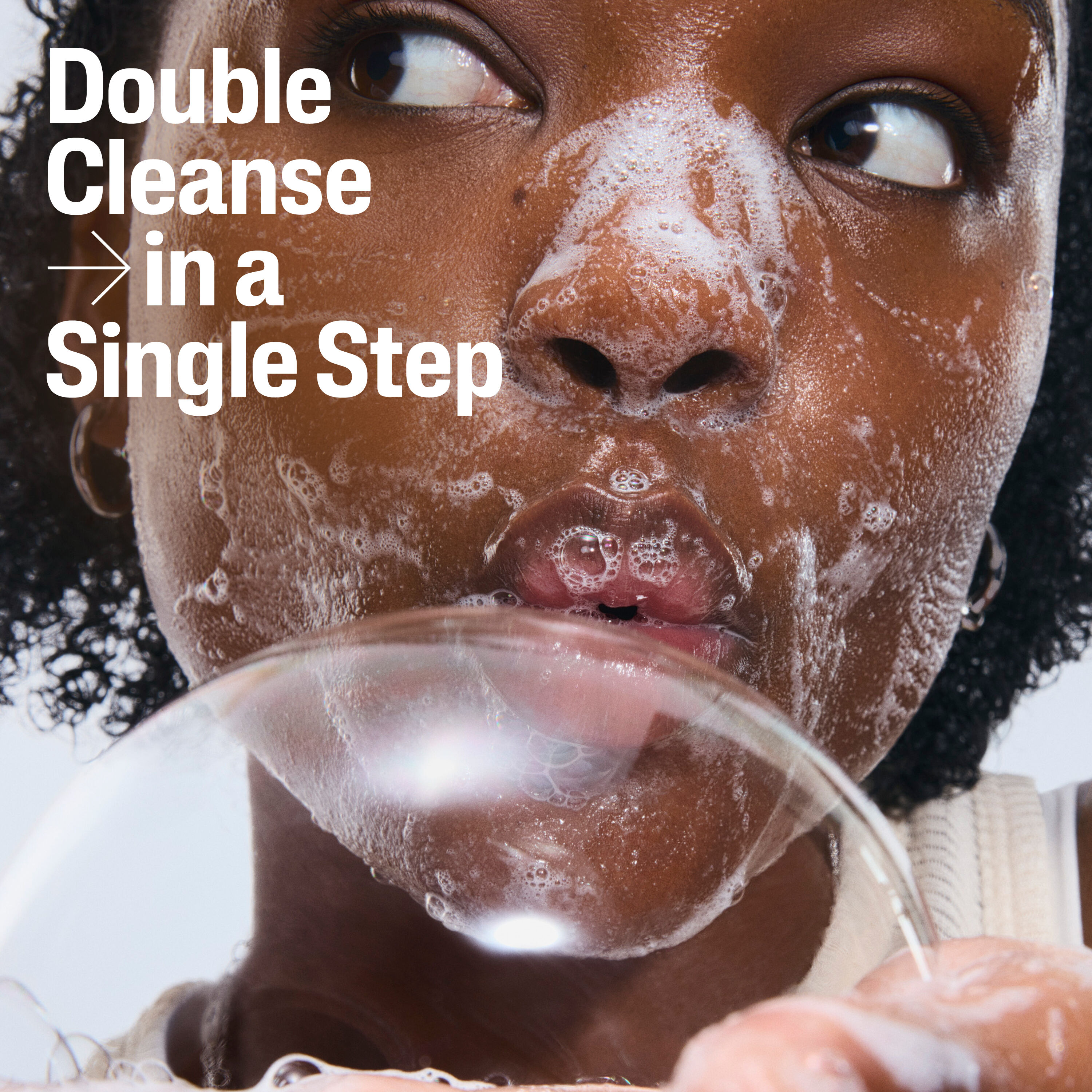 Nourishing Oil-to-Foam Cleanser